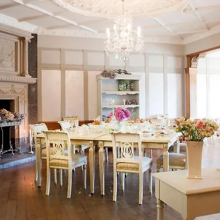 Le Manoir Ivoire Bed & Breakfast Namur