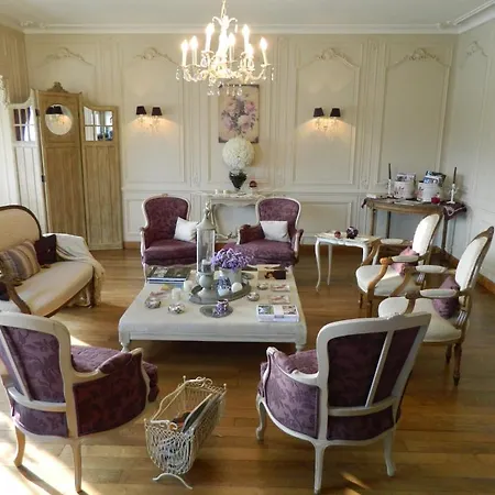 Le Manoir Ivoire Frühstückspension 4*