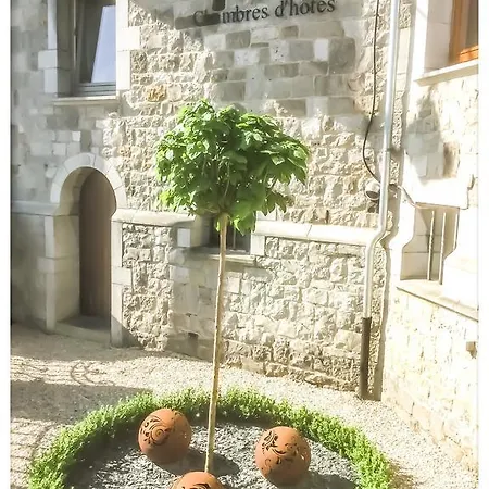Le Manoir Ivoire Bed & Breakfast