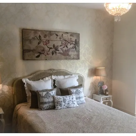 Le Manoir Ivoire Bed & Breakfast Namur